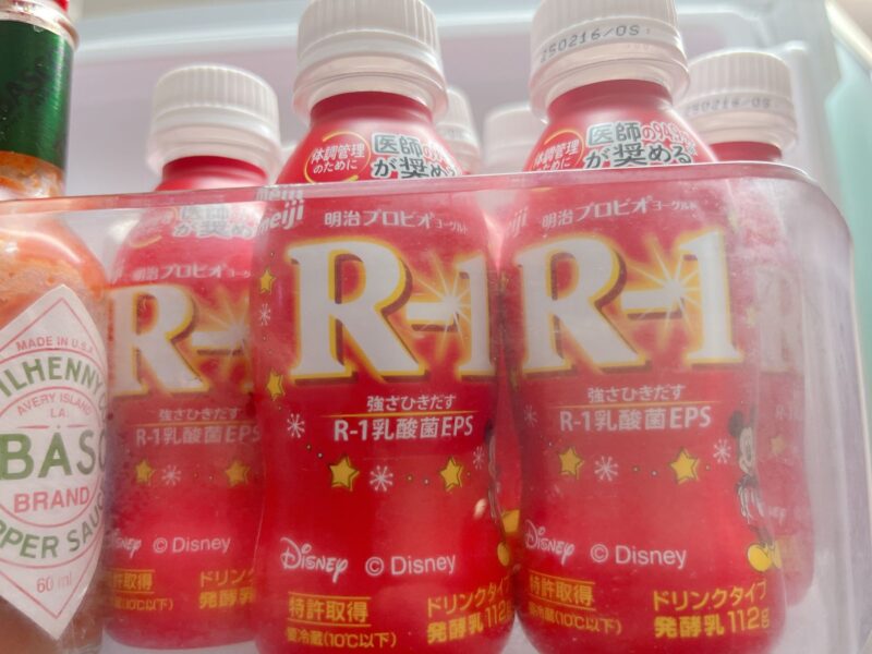 冷蔵庫に陳列したR-1